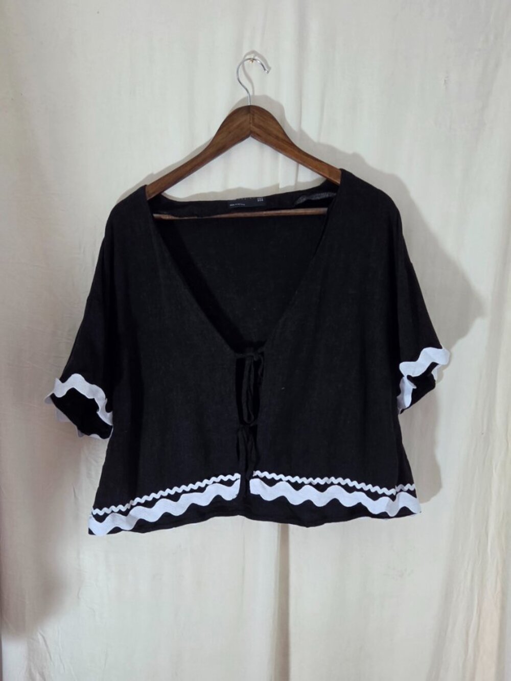 Black Ric Rac Trim Two-Piece (ASOS) US 12 - Picture 2 of 9